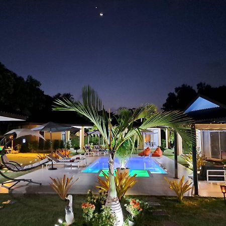 Pool Villa, Resort, Mae Ramphueng Beach, Ban Phe, Rayong, Residence M Thailand (Adults Only) Ban Chamrung Exteriör bild