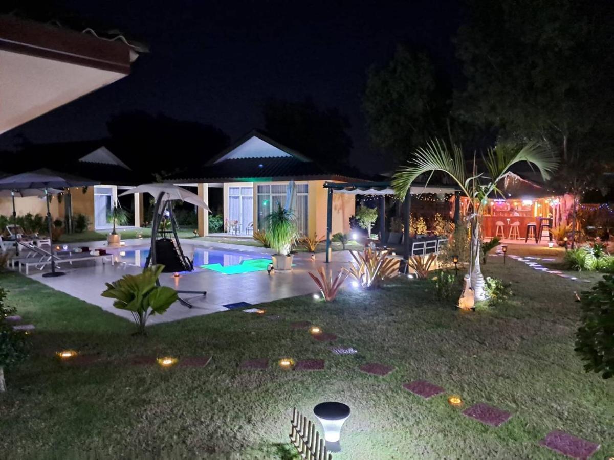 Pool Villa, Resort, Mae Ramphueng Beach, Ban Phe, Rayong, Residence M Thailand (Adults Only) Ban Chamrung Exteriör bild