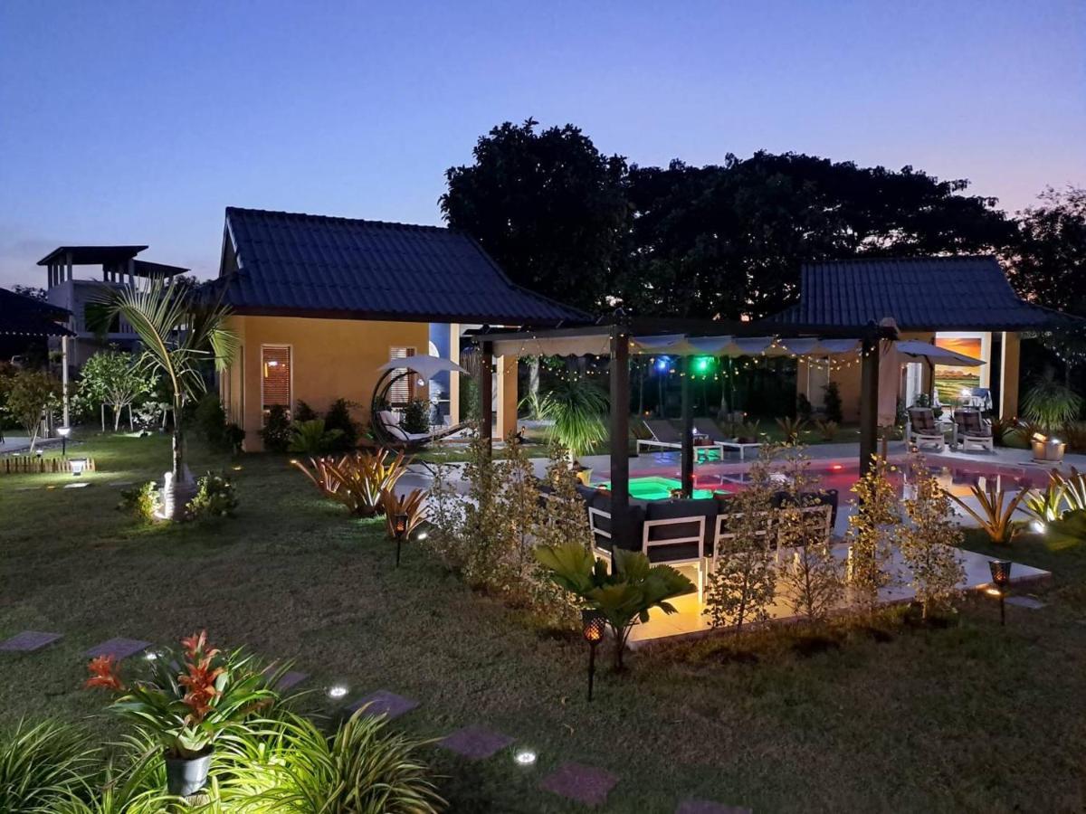 Pool Villa, Resort, Mae Ramphueng Beach, Ban Phe, Rayong, Residence M Thailand (Adults Only) Ban Chamrung Exteriör bild