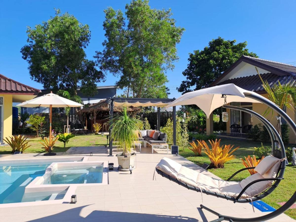 Pool Villa, Resort, Mae Ramphueng Beach, Ban Phe, Rayong, Residence M Thailand (Adults Only) Ban Chamrung Exteriör bild