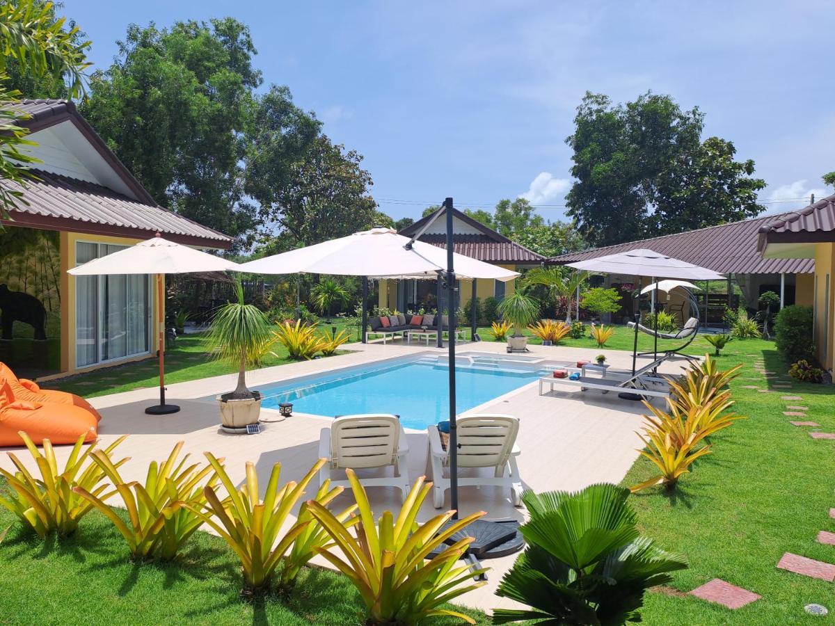Pool Villa, Resort, Mae Ramphueng Beach, Ban Phe, Rayong, Residence M Thailand (Adults Only) Ban Chamrung Exteriör bild